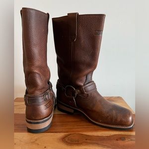 Xelement Woman's Brown Harness Boot Size 8.5M